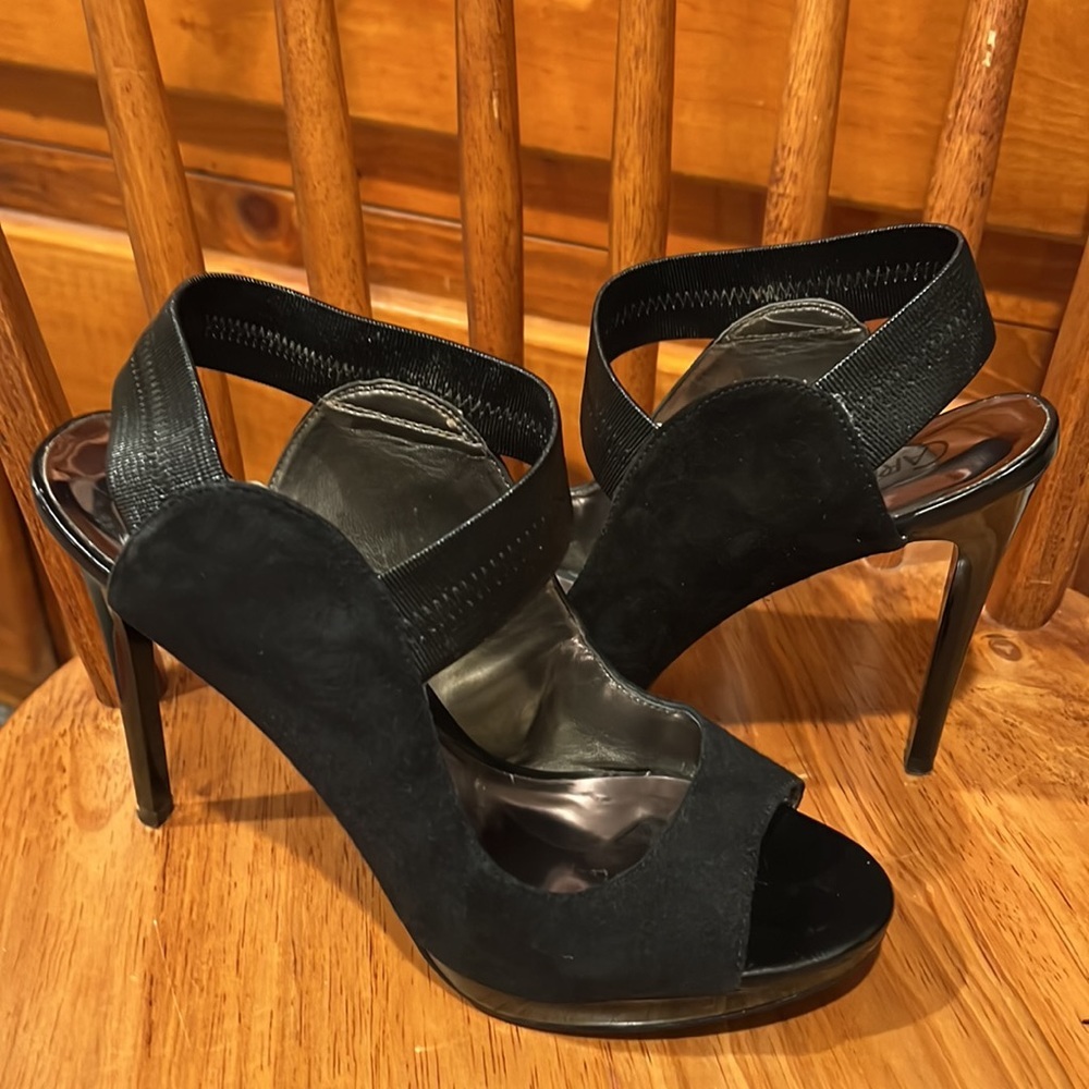 Carlos Santana Heels